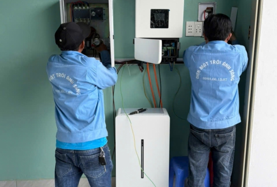 Điện mặt trời lưu trữ 5.8kwp -Pin lưu trữ 16kwh